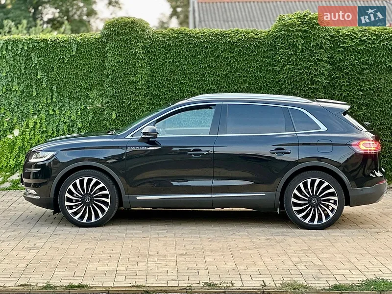 Lincoln Nautilus 2022