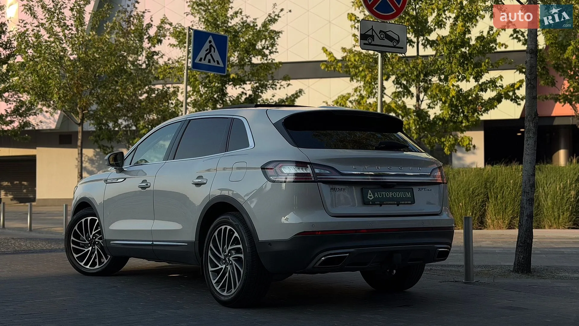 2018 Lincoln Nautilus - мініатюра 6