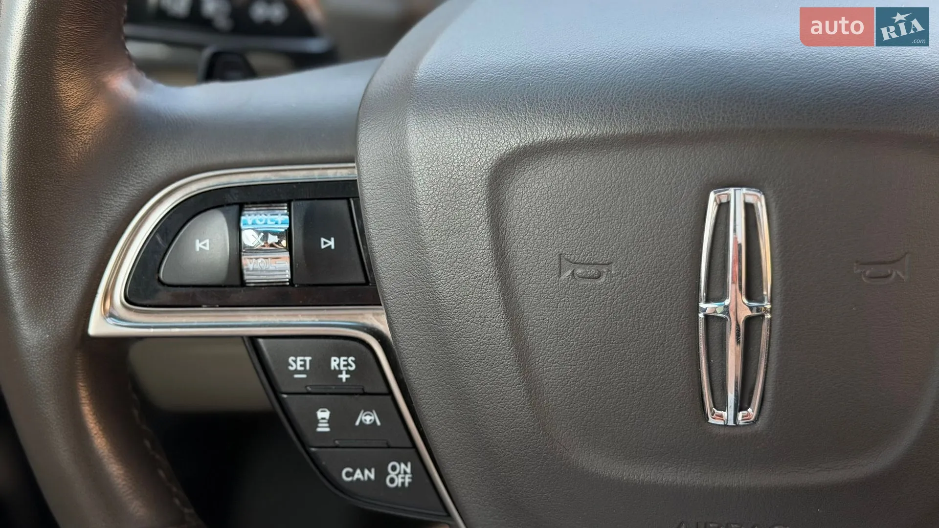 2018 Lincoln Nautilus - мініатюра 36