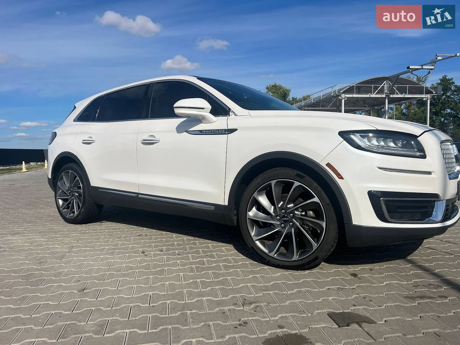 2018 Lincoln Nautilus - мініатюра 2