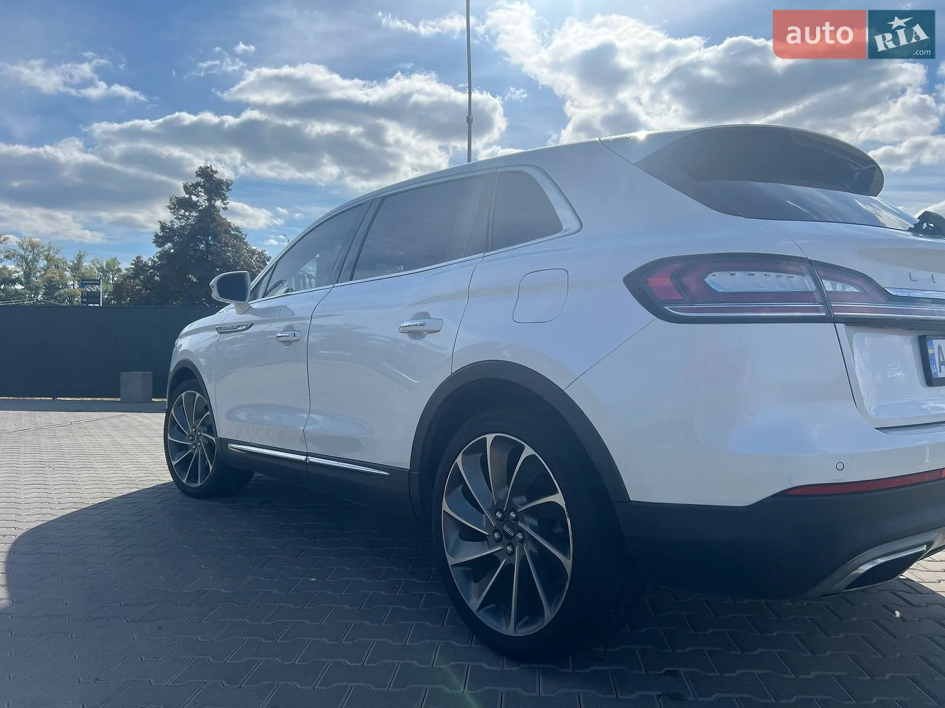 2018 Lincoln Nautilus - мініатюра 5