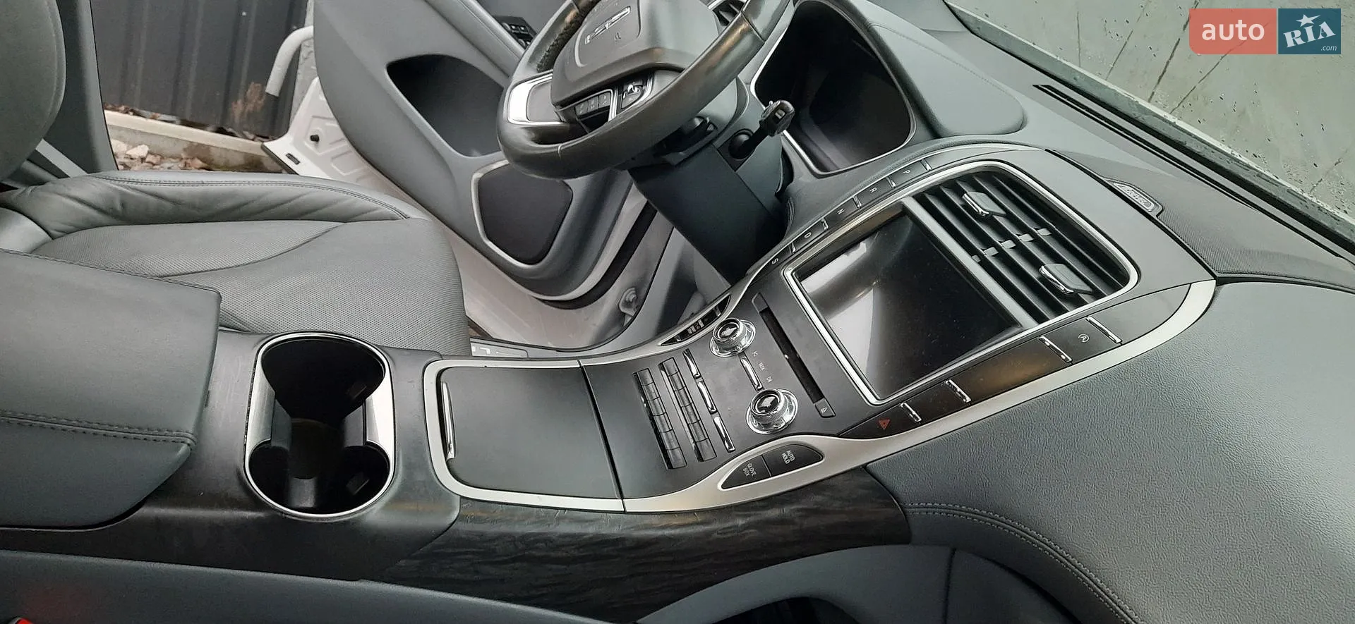 2018 Lincoln Nautilus - мініатюра 11