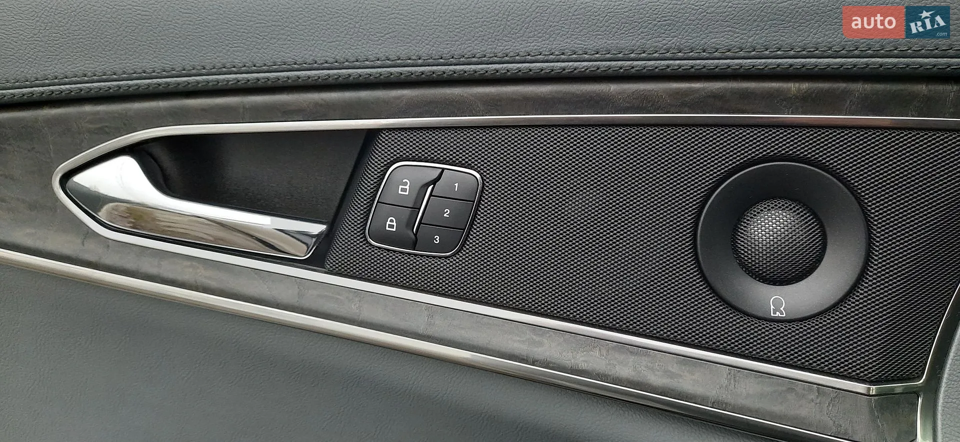 2018 Lincoln Nautilus - мініатюра 21
