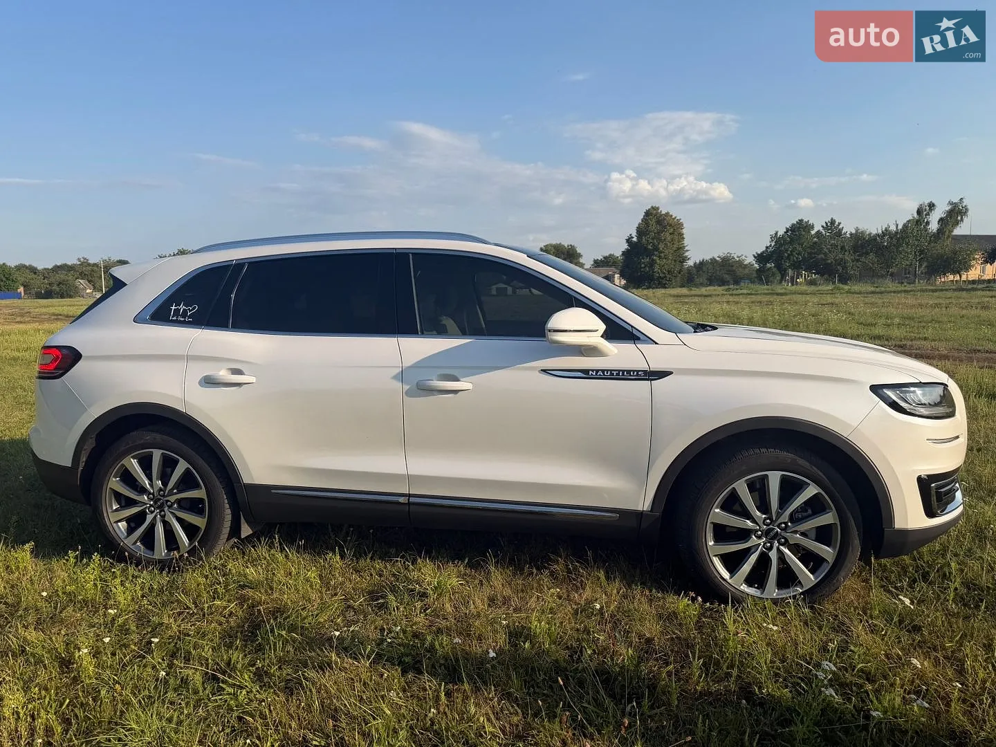 2019 Lincoln Nautilus - мініатюра 11