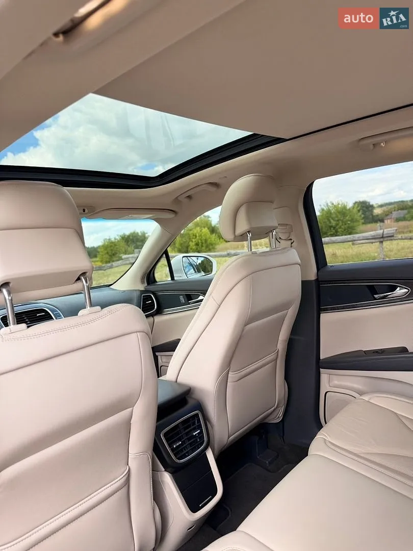 2019 Lincoln Nautilus - мініатюра 25