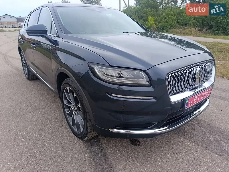 Lincoln Nautilus 2021