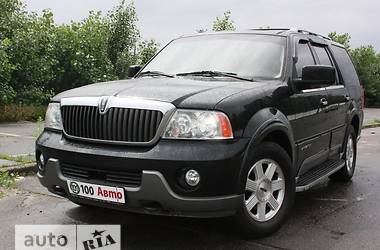 Внедорожник / Кроссовер Lincoln Navigator 2003 в 