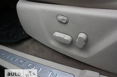 Внедорожник / Кроссовер Lincoln Navigator 2003 в 