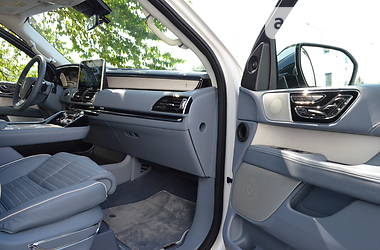 Внедорожник / Кроссовер Lincoln Navigator 2018 в Львове