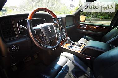 Внедорожник / Кроссовер Lincoln Navigator 2015 в Киеве