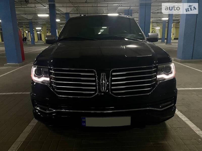 Lincoln Navigator