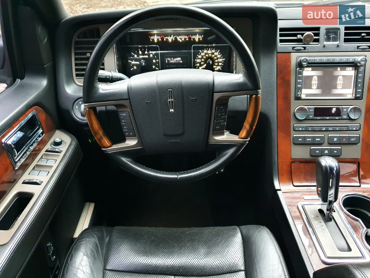 2012 Lincoln Navigator - мініатюра 29
