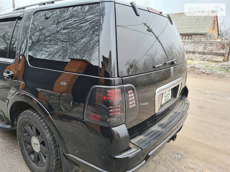 Позашляховик / Кросовер Lincoln Navigator 2003 в Умані фото 19 Позашляховик / Кросовер Lincoln Navigator 2003 в Умані