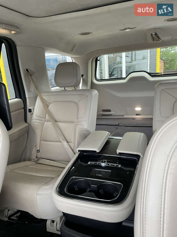 Внедорожник / Кроссовер Lincoln Navigator 2018 в Черновцах