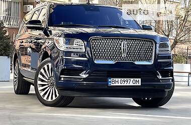 Позашляховик / Кросовер Lincoln Navigator 2019 в 