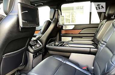 Позашляховик / Кросовер Lincoln Navigator 2019 в 