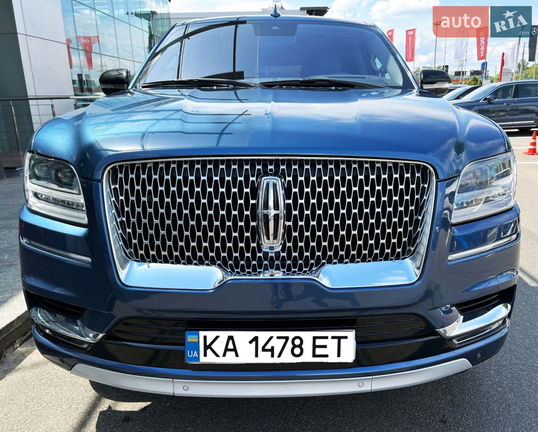 2018 Lincoln Navigator - мініатюра 2