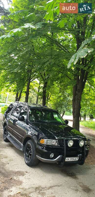 Внедорожник / Кроссовер Lincoln Navigator 2001 в Киеве