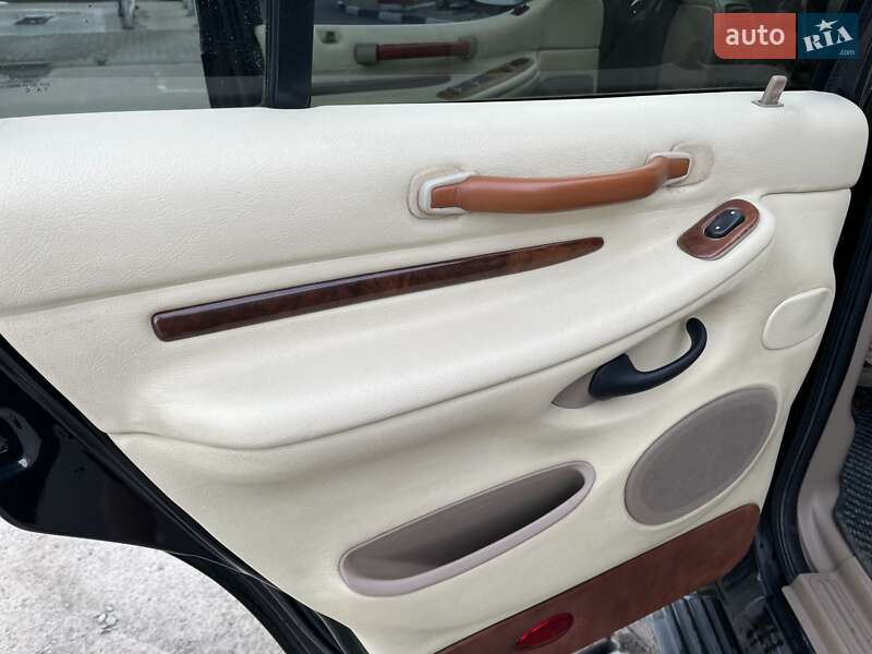 Внедорожник / Кроссовер Lincoln Navigator 1998 в Львове