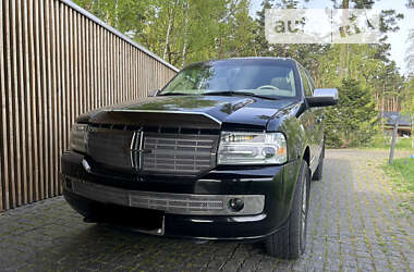 Внедорожник / Кроссовер Lincoln Navigator 2007 в Киеве