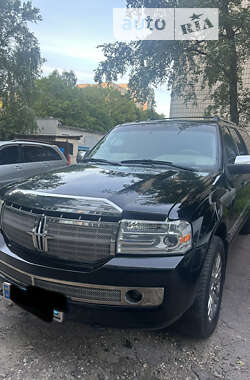 Внедорожник / Кроссовер Lincoln Navigator 2007 в 