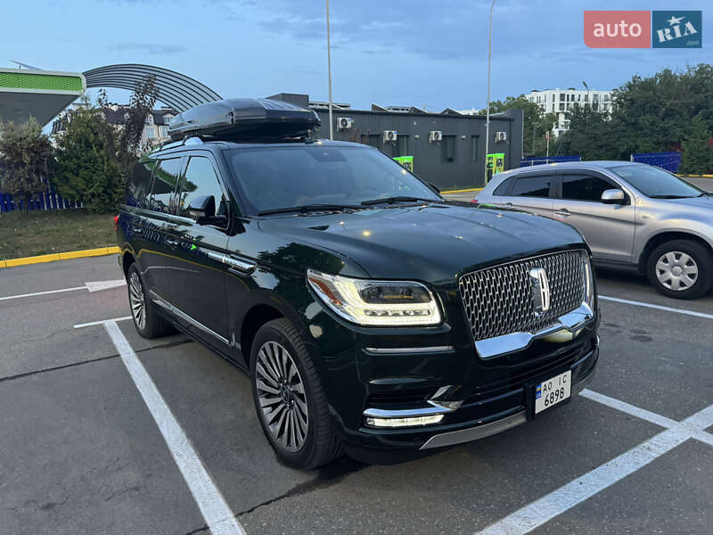 Lincoln Navigator 2021