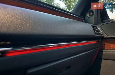 Внедорожник / Кроссовер Lincoln Navigator 2019 в 
