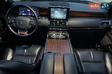 Внедорожник / Кроссовер Lincoln Navigator 2019 в 