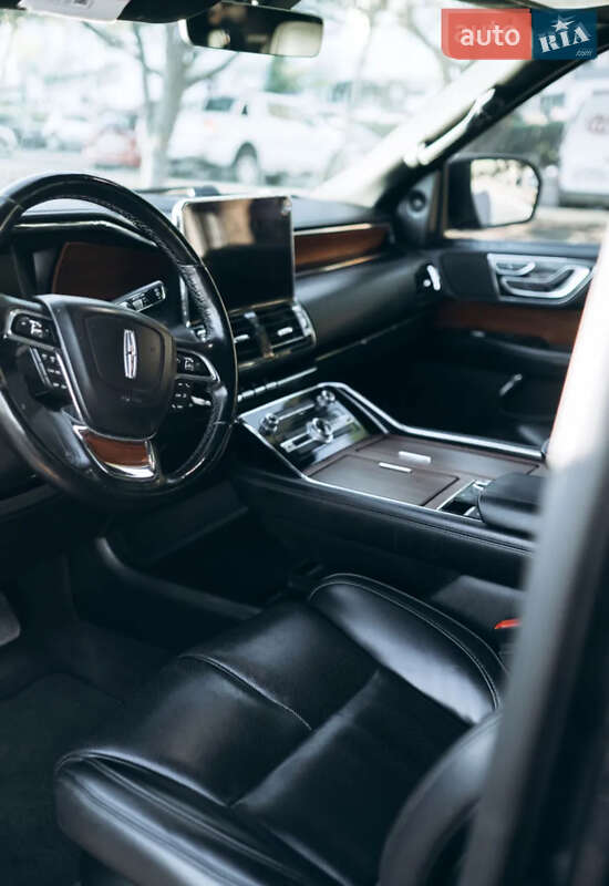 Внедорожник / Кроссовер Lincoln Navigator 2018 в Киеве