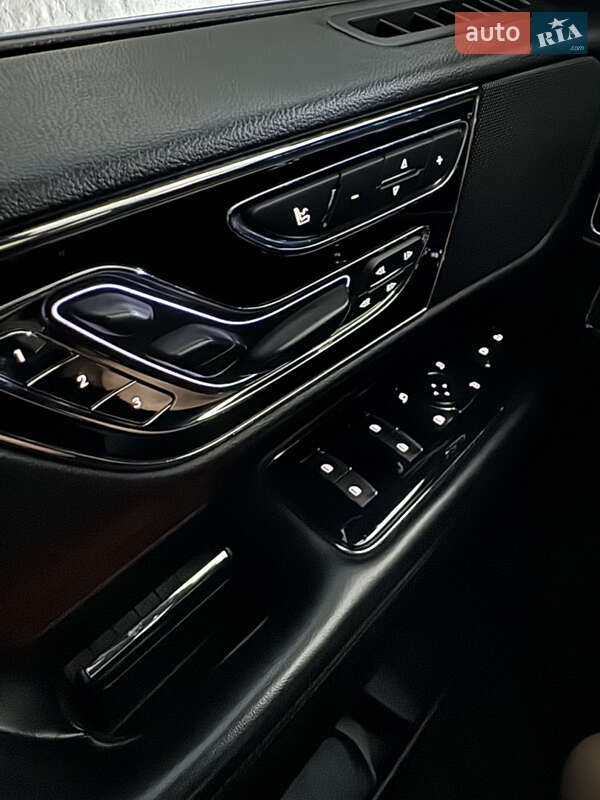 Внедорожник / Кроссовер Lincoln Navigator 2018 в Киеве фото 24 Внедорожник / Кроссовер Lincoln Navigator 2018 в Киеве