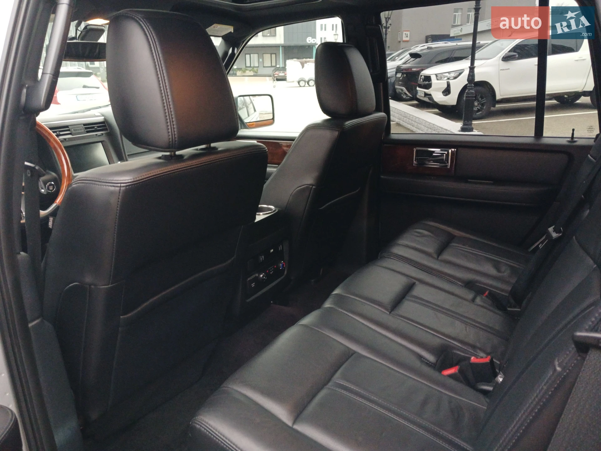 2015 Lincoln Navigator - мініатюра 10