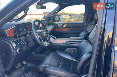 Внедорожник / Кроссовер Lincoln Navigator 2019 в 