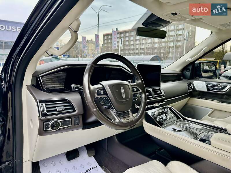 Позашляховик / Кросовер Lincoln Navigator 2019 в Києві