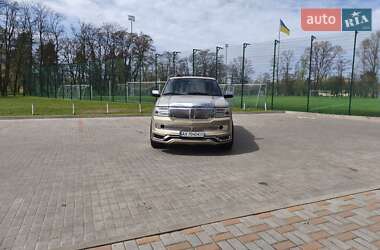 Позашляховик / Кросовер Lincoln Navigator 2007 в 