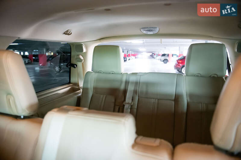 Позашляховик / Кросовер Lincoln Navigator 2015 в Львові фото 12 Позашляховик / Кросовер Lincoln Navigator 2015 в Львові