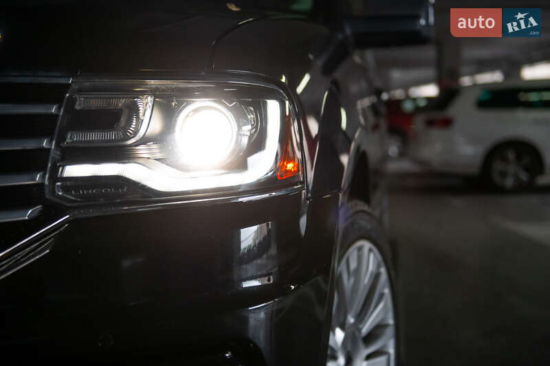 Позашляховик / Кросовер Lincoln Navigator 2015 в Львові фото 69 Позашляховик / Кросовер Lincoln Navigator 2015 в Львові