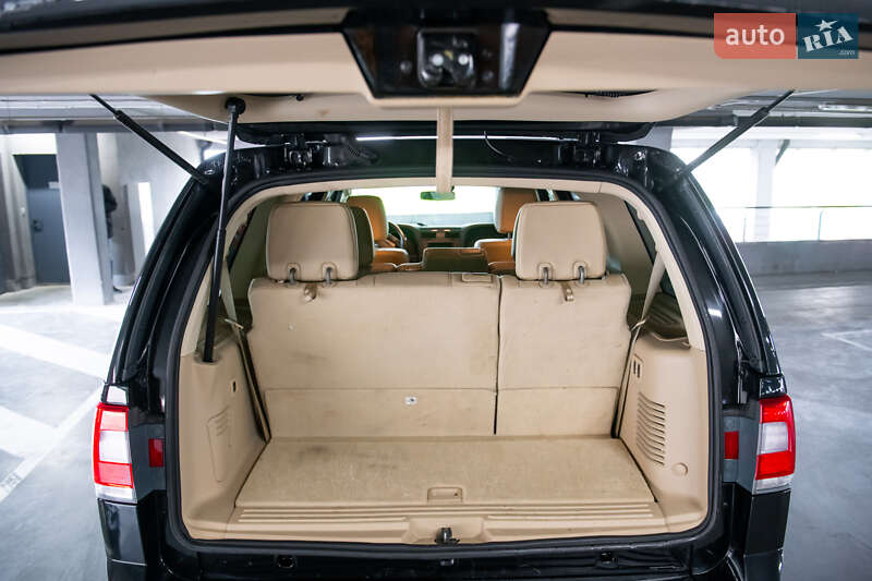 Позашляховик / Кросовер Lincoln Navigator 2015 в Львові фото 93 Позашляховик / Кросовер Lincoln Navigator 2015 в Львові