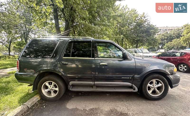 Внедорожник / Кроссовер Lincoln Navigator 1999 в Киеве