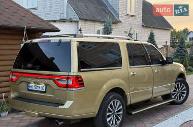 Позашляховик / Кросовер Lincoln Navigator 2015 в Вараші