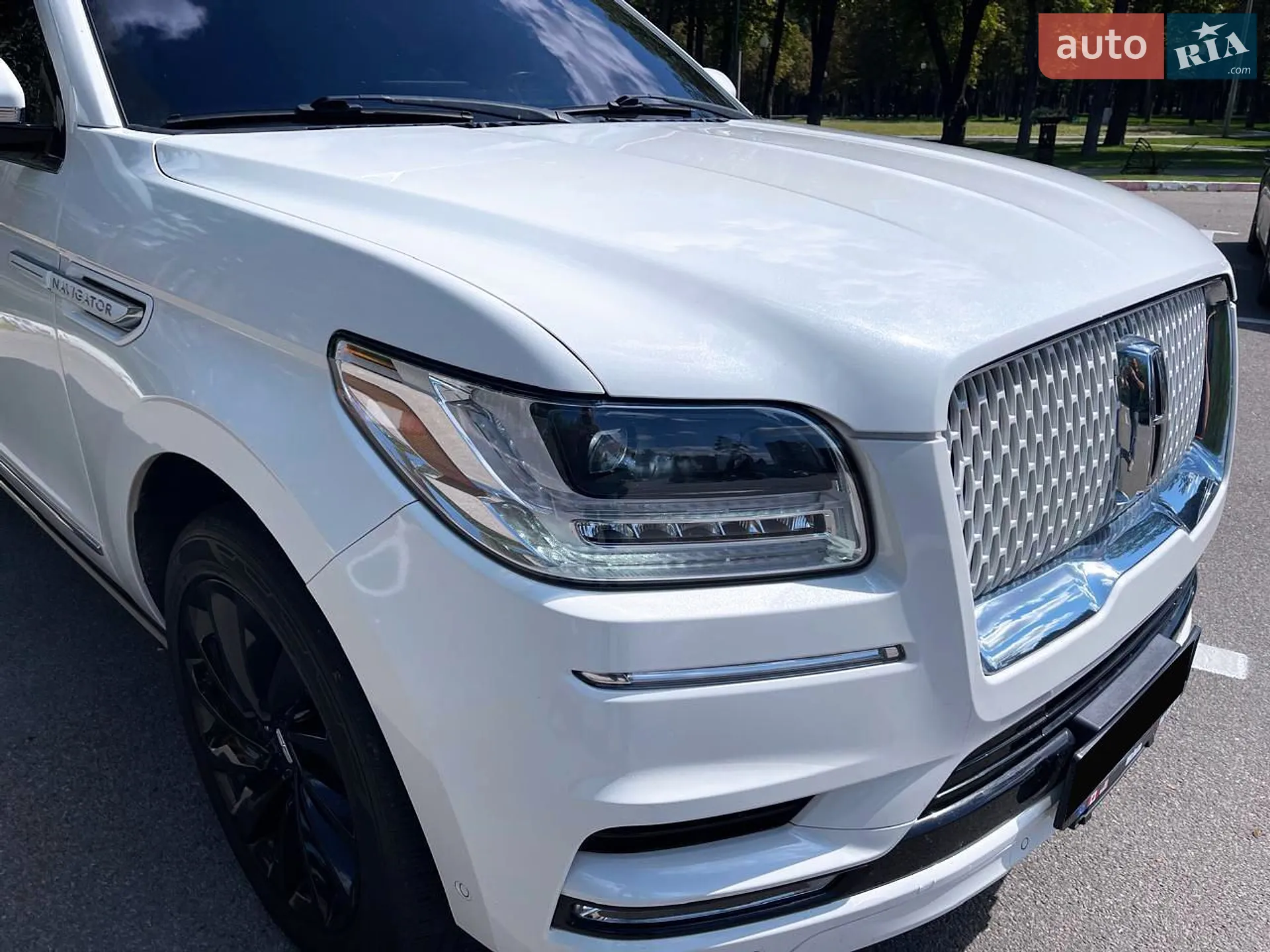 2019 Lincoln Navigator - мініатюра 8