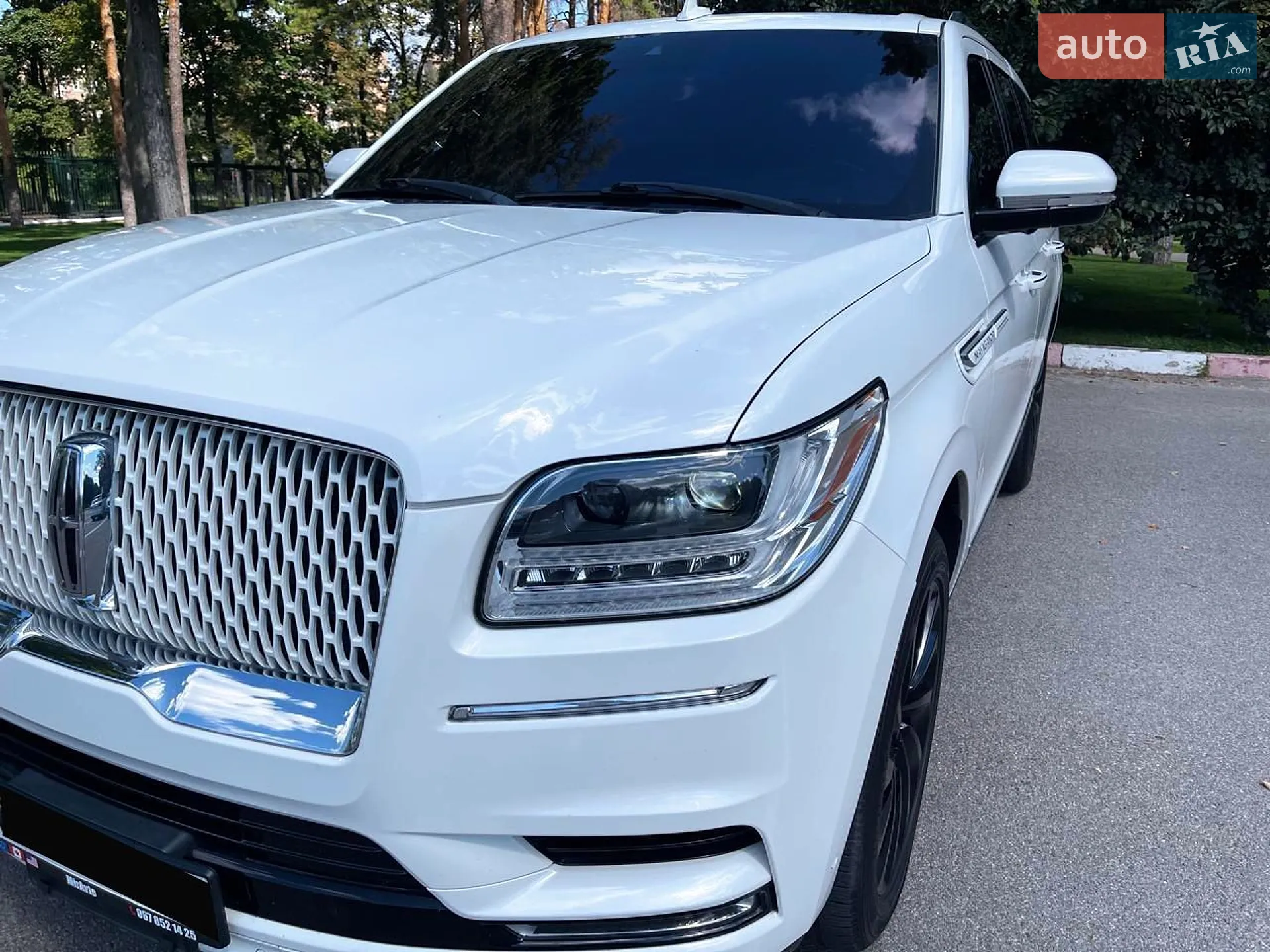 2019 Lincoln Navigator - мініатюра 11