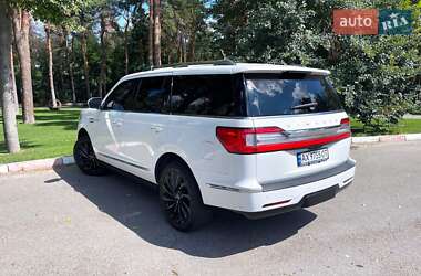 Внедорожник / Кроссовер Lincoln Navigator 2019 в 