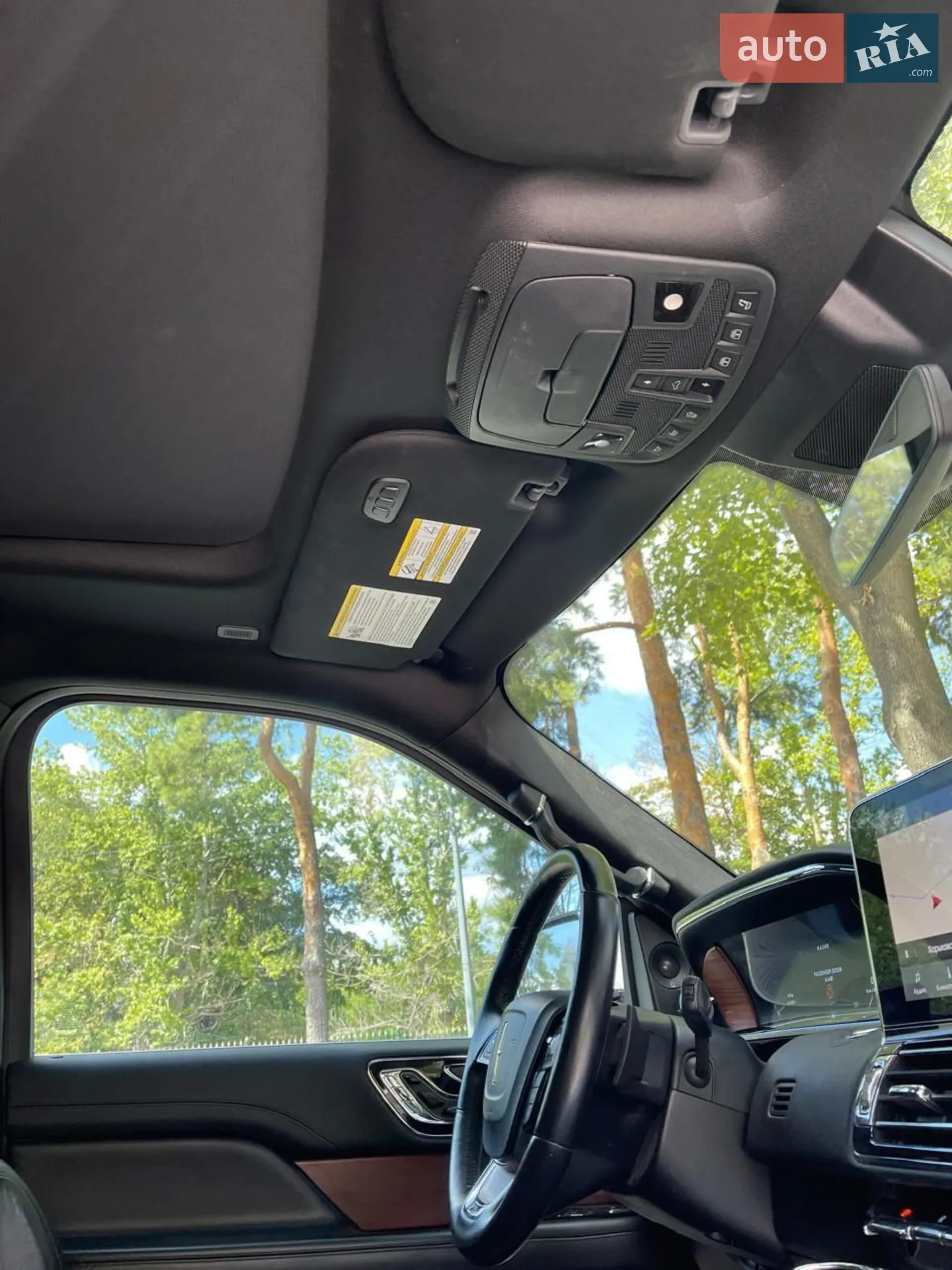 2019 Lincoln Navigator - мініатюра 23