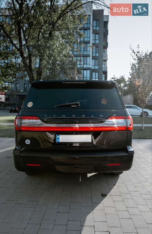 Позашляховик / Кросовер Lincoln Navigator 2021 в Ужгороді