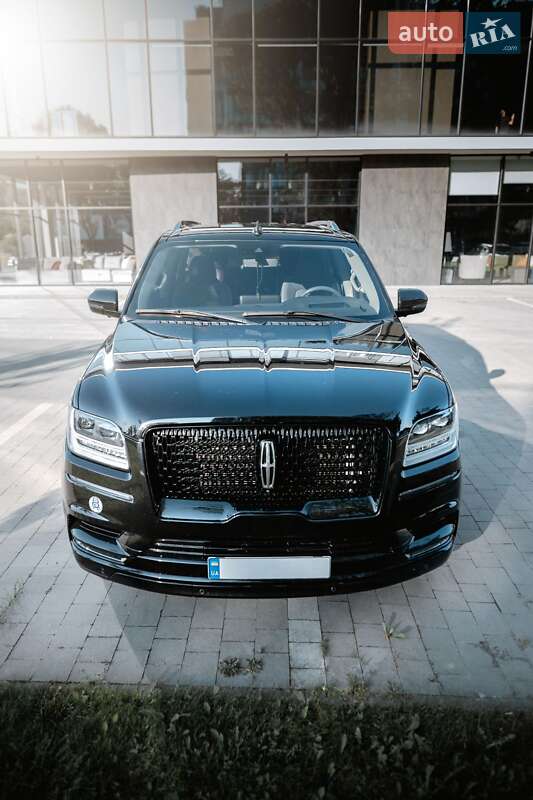 Позашляховик / Кросовер Lincoln Navigator 2021 в Ужгороді