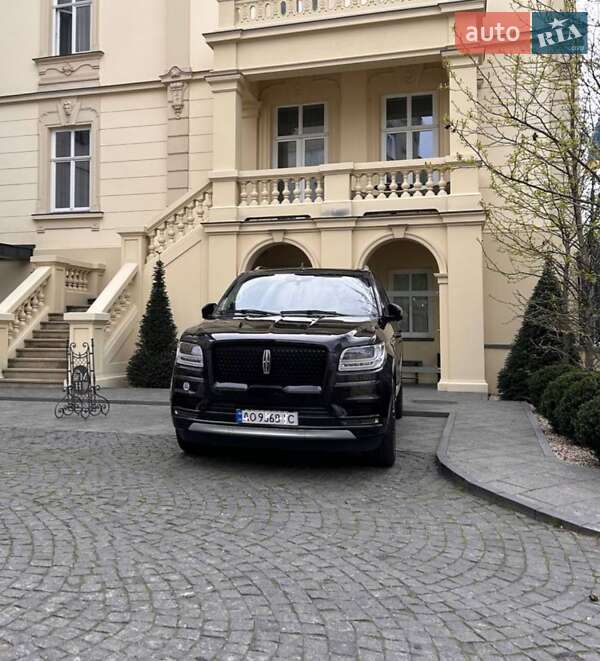 Позашляховик / Кросовер Lincoln Navigator 2021 в Ужгороді