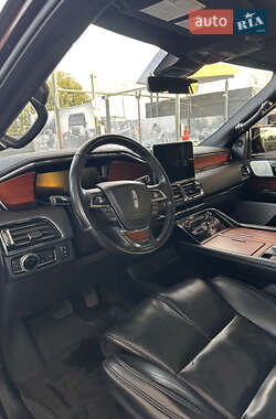Позашляховик / Кросовер Lincoln Navigator 2019 в 