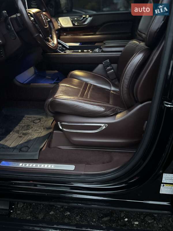Внедорожник / Кроссовер Lincoln Navigator 2018 в Киеве фото 61 Внедорожник / Кроссовер Lincoln Navigator 2018 в Киеве