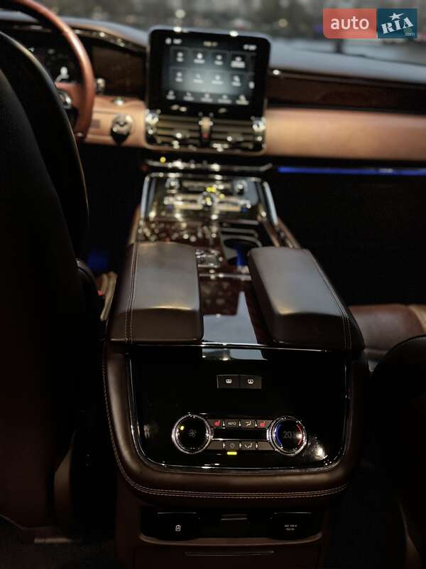 Внедорожник / Кроссовер Lincoln Navigator 2018 в Киеве фото 82 Внедорожник / Кроссовер Lincoln Navigator 2018 в Киеве