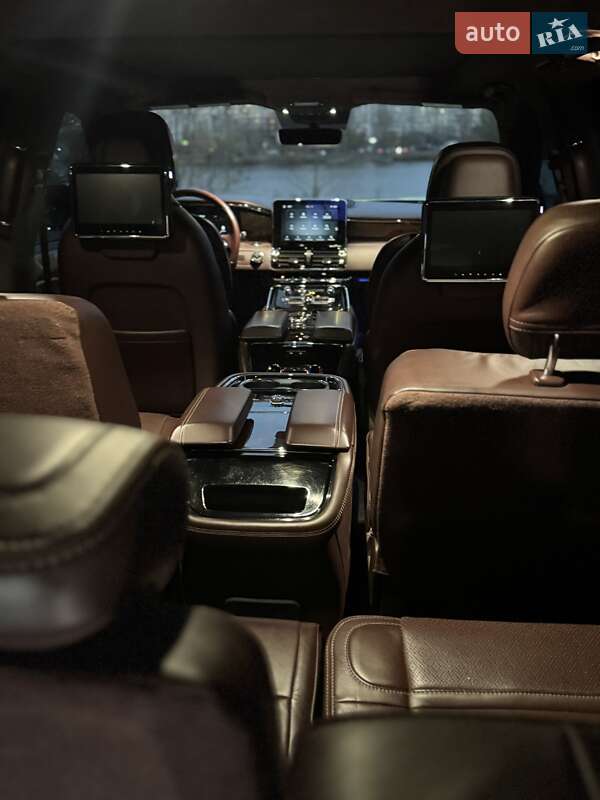 Внедорожник / Кроссовер Lincoln Navigator 2018 в Киеве фото 90 Внедорожник / Кроссовер Lincoln Navigator 2018 в Киеве